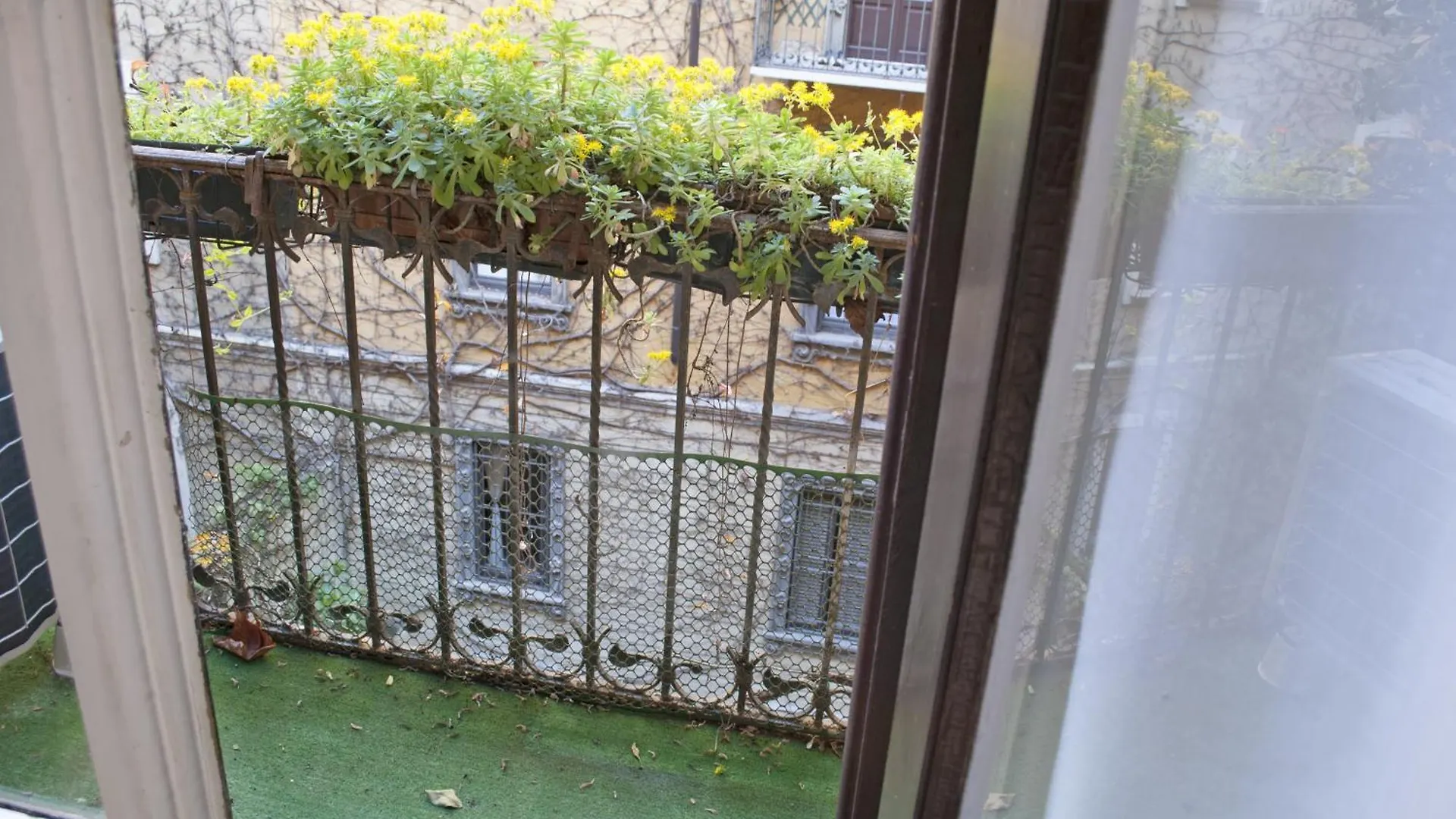 Splendido Quadrilocale Liberty in Porta Venezia Apartment Milan Italy