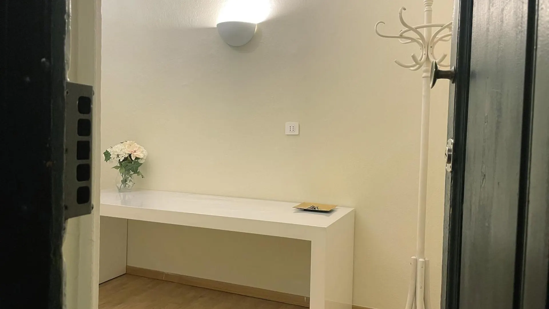 Splendido Quadrilocale Liberty in Porta Venezia Apartment Milan