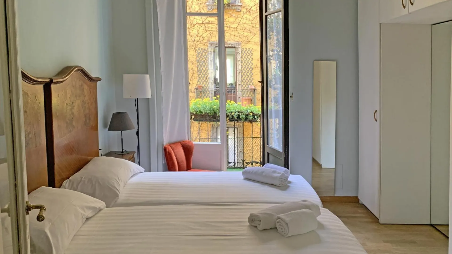 Splendido Quadrilocale Liberty in Porta Venezia Apartment Milan